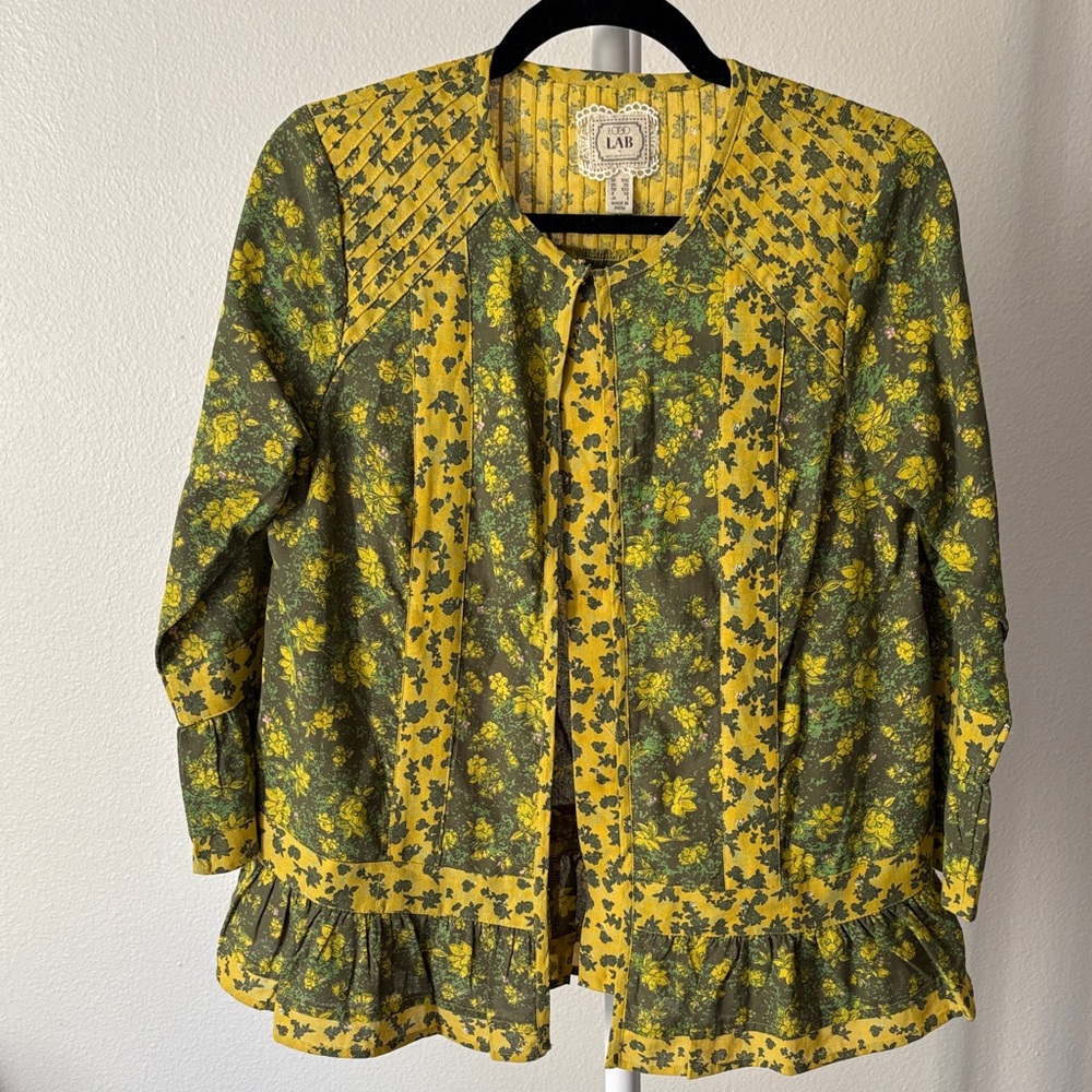 LOGO by Lori Goldstein Floral Yellow and Green Shacket Like New No Tag